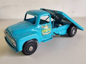 lot 444 image: 1960s Buddy L Dock Truck