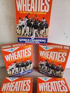 lot 447 image: (5) 1987 Minnesota Twins World Series Champions Wheaties Boxes