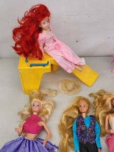 lot 451 image: Assorted Barbie Dolls with Accessories