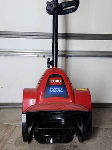lot 464 image: Toro Electric Power Shovel