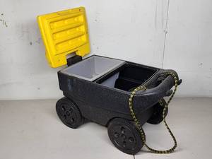 lot 475 image: Black Rolling Garden Caddy with Garden Tools