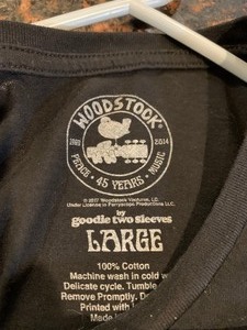 lot 379 image: Awesome Variety of Vintage Looney Tunes Shirts and Sweatshirts