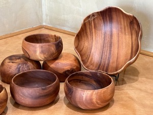 lot 35 image: Vintage Wooden Kitchen Bowls