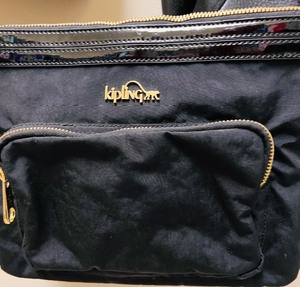 lot 163 image: Fantastic Black Handbags by Calvin Klein, Hobo and Kipling