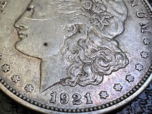lot 32B image: 1921-D United States Morgan Silver Dollar Coin