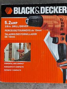 lot 143A image: Black and Decker 38 DrillDriver