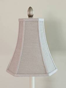 lot 130 image: Elegant Table Lamp