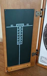 lot 54A image: New Wood Wall Mount Dart Board