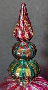 lot 128 image: Marquis Waterford Carnival Tree Topper