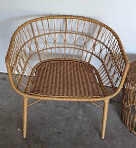 lot 71A image: Outdoor Wicker Armchairs and Side Table