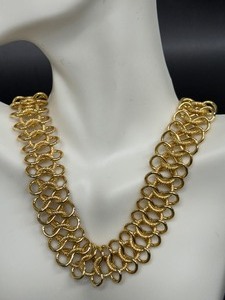 lot 152A image: Gorgeous Gold Tone Stylish Kenneth Lane Necklace