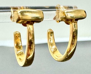 lot 40A image: Pair of 14k Yellow Gold Hoop Earrings