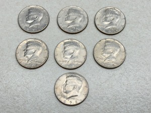 lot 236 image: Kennedy Half Dollar Coins