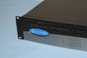 lot 14 image: Crown Audio Professional 2-Channel High Power 2-Rackmount Space 2RU CTs-600 Power Amplifier