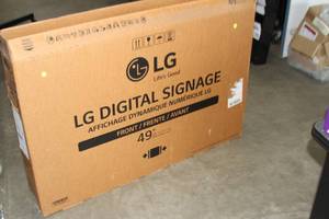 lot 52 image: LG 49 Ultra-HD Immersive Display  Commercial-Grade Display  Monitor with Built-in Wi-Fi - Model 49UH5Cl-B