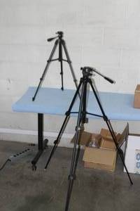 lot 139 image: Lot of 2 Sony Lightweight Portable Folding Video Photo  Photography Tripods