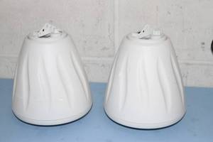 lot 78 image: Pair of SoundTube Sound Tube RS400i Pro  Commercial Audio Hanging - Pendant Style Speakers with BroadBeam Tweeters
