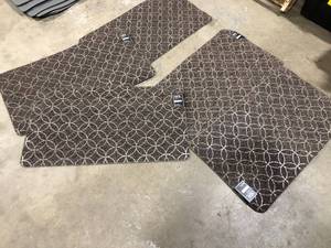 Lot of Rugs  Customer Returns See Pictures