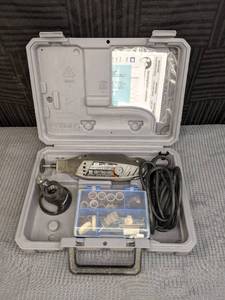 lot 125 image: Dremel 3000 with Case