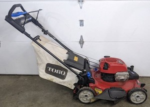 lot 15A image: 3 in 1 Toro AWD Recycler 22 Lawnmower