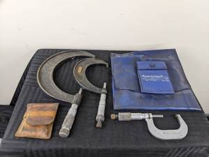 lot 87 image: Micrometer Set inside Caliper Set 12 Inch to 4 Inch