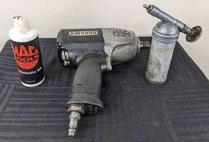 lot 66 image: Mac 12 inch Impact Gun