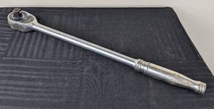 lot 58 image: Snap-On 15 inch Half-inch Drive Ratchet