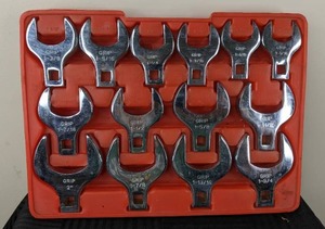 lot 46 image: Crows Foot Set 1-116 to 1-34