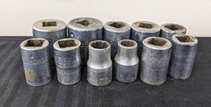 lot 13 image: 12 Drive 12 Point Standard Socket Set Shallow