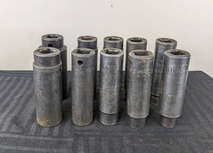 lot 31 image: Lot of 10 Mac Tools 12 Drive Impact Socket Set