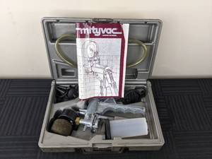 lot 81 image: Mightyvac Vacuum Pump Bleeder Kit