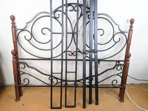 lot 160 image: Queen Size Bed Frame, Headboard and Footboard