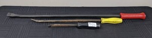 lot 43 image: Snap-On Pry Bar Set 12, 24, 36