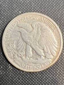 1946-D US WALKING LIBERTY HALF DOLLAR