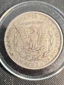 1881-O US MORGAN SILVER DOLLAR IN AIRTITE