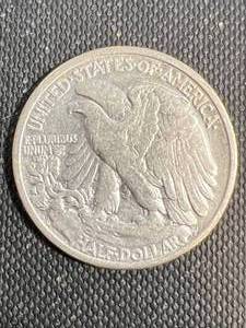 1947-D US WALKING LIBERTY HALF DOLLAR