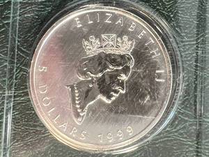 1 TROY OZ .9999 FINE SILVER 1999 CANADIAN MAPLE LEAF IN INFO. CASE