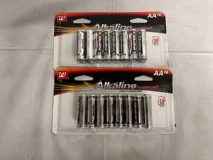 lot 6 image: 32 AA Alkaline Batteries
