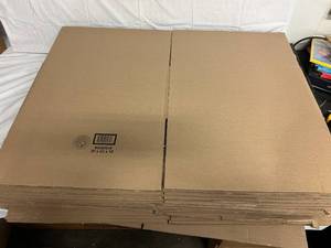 lot 36 image: 25 Cardboard Boxes - 20 x 20 x 10