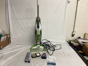lot 44 image: Bissell Crosswave All-IN-One Multi-Surface Cleaner