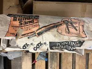 lot 3 image: Pointing and Grouting Gun with Shovel