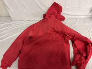lot 98 image: 4 Heather Red Sweatshirts