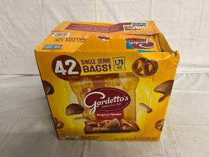 lot 157 image: 42 Bags of Gardettos Snack Bags