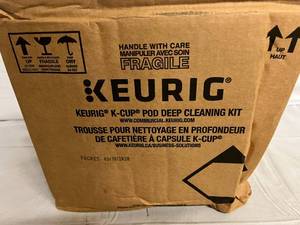 lot 165 image: Keurig K-Cup Pod Deep Cleaning Kit