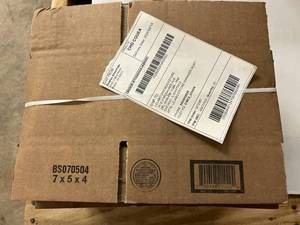 lot 220 image: 25 Foldable Cardboard Boxes - 7 x 5 x 4
