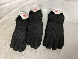 lot 337 image: 3 Pairs of 3M Thinsulate Gloves
