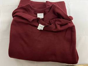lot 265 image: 2 Maroon Crew Neck Sweatshirts