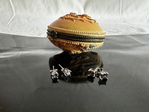 Two sets of New Womens Earrings and Vintage Compact Mirror