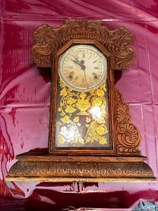 Vintage Hand Carved Wood and Gold Gilt Mantle Clock 14in x 20in