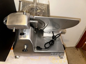 Restaurant Grade HBS-300L Electric Meat Slicer, Like New Condition
